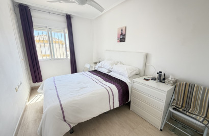 Resale - Town House - Villamartín