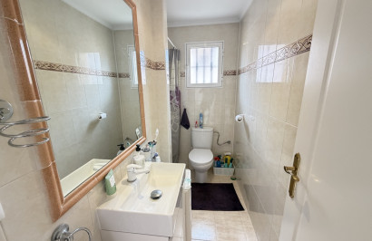 Resale - Town House - Villamartín