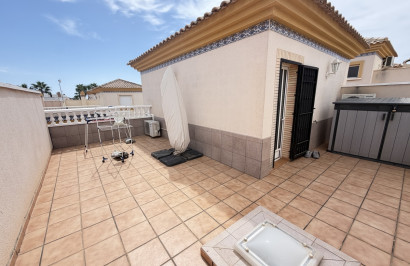 Resale - Town House - Villamartín