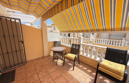 Resale - Town House - Villamartín