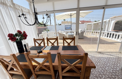 Resale - Apartment / Flat - Torrevieja - San Luis