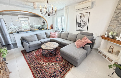 Resale - Apartment / Flat - Torrevieja - San Luis