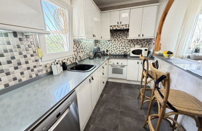 Resale - Apartment / Flat - Torrevieja - San Luis