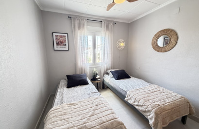 Resale - Apartment / Flat - Torrevieja - San Luis