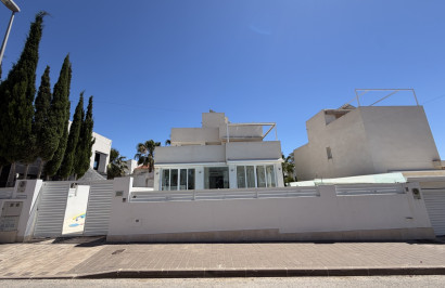 Resale - Detached Villa - Mil Palmeras