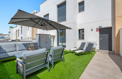 Resale - Apartment / Flat - Orihuela Costa - Villamartín