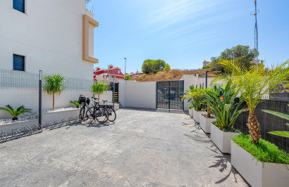 Resale - Apartment / Flat - Orihuela Costa - Villamartín