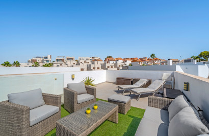 Resale - Detached Villa - Orihuela Costa - Villamartín