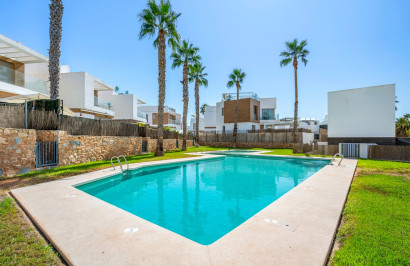 Resale - Detached Villa - Orihuela Costa - Villamartín
