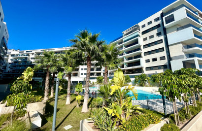 Resale - Apartment / Flat - Dehesa de Campoamor - Campoamor