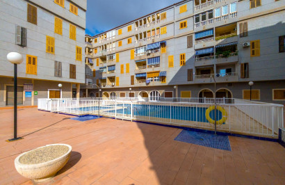 Resale - Apartment / Flat - Torrevieja - Acequion