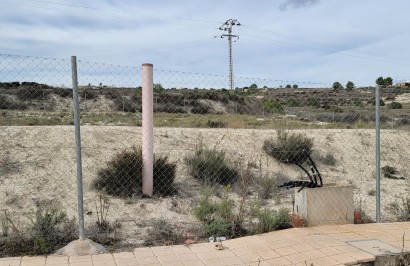 Resale - Plot / Land - Torremendo