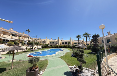 Herverkoop - Stadshuis - Dehesa de Campoamor - Campoamor Golf