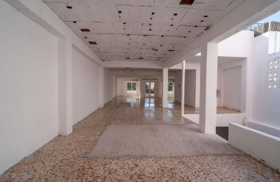 Herverkoop - Stadshuis - Torrevieja - Centro