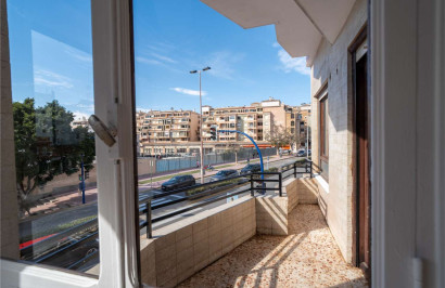 Herverkoop - Stadshuis - Torrevieja - Centro