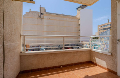 Herverkoop - Appartement / Flat - Torrevieja - Centro