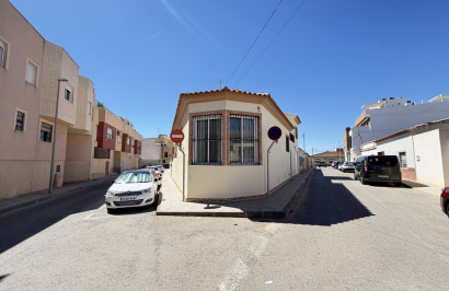 Herverkoop - Stadshuis - Pilar de la Horadada - Pilar De La Horradada