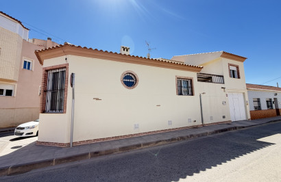 Herverkoop - Stadshuis - Pilar de la Horadada - Pilar De La Horradada