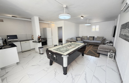 Resale - Detached Villa - Villamartín