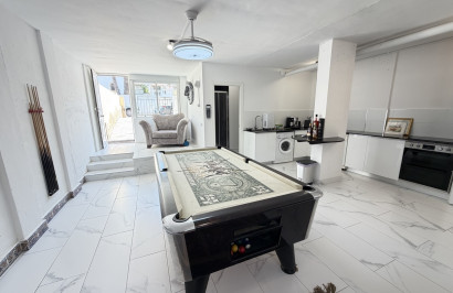 Resale - Detached Villa - Villamartín