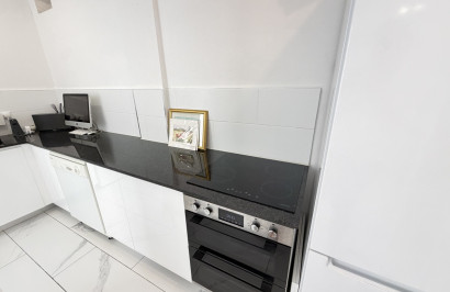 Resale - Detached Villa - Villamartín