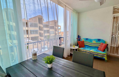 Revente - Appartement - Punta Prima