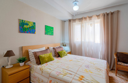 Revente - Appartement - Punta Prima