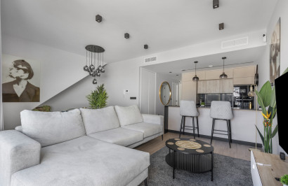 Resale - Apartment / Flat - Orihuela Costa - Punta Prima