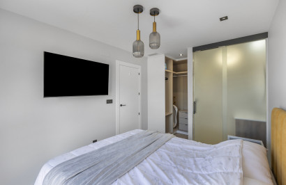 Resale - Apartment / Flat - Orihuela Costa - Punta Prima