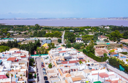 Resale - Apartment / Flat - Torrevieja - Los Balcones