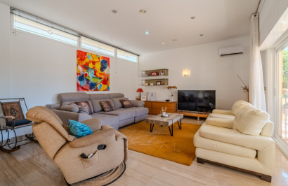 Reventa - Finca / Propiedad de Campo - Almoradí