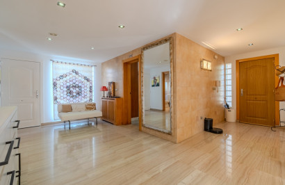 Reventa - Finca / Propiedad de Campo - Almoradí