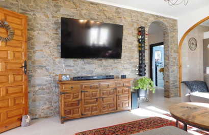 Resale - Semi - Detached Villa - Torrevieja - San Luis