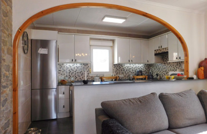 Resale - Semi - Detached Villa - Torrevieja - San Luis