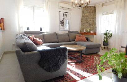 Resale - Semi - Detached Villa - Torrevieja - San Luis