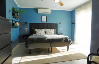 Resale - Semi - Detached Villa - Torrevieja - San Luis
