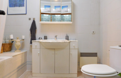 Resale - Semi - Detached Villa - Torrevieja - San Luis