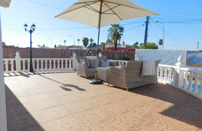 Resale - Semi - Detached Villa - Torrevieja - San Luis