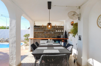 Resale - Semi - Detached Villa - Torrevieja - San Luis