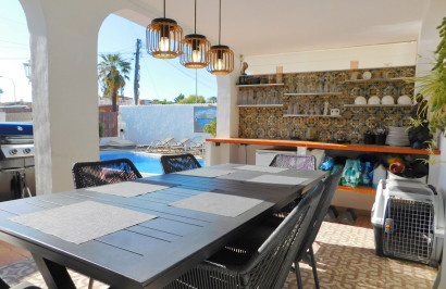 Resale - Semi - Detached Villa - Torrevieja - San Luis