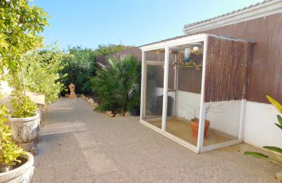 Resale - Semi - Detached Villa - Torrevieja - San Luis