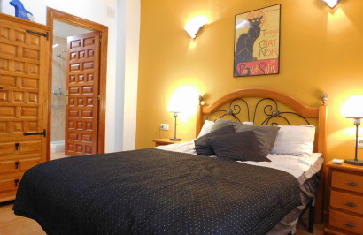 Resale - Semi - Detached Villa - Torrevieja - San Luis