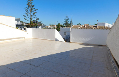 Resale - Semi - Detached Villa - Torrevieja - San Luis