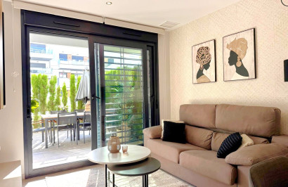 Resale - Apartment / Flat - Orihuela Costa - Villamartín