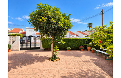 Resale - Town House - Torrevieja - Nueva Torrevieja