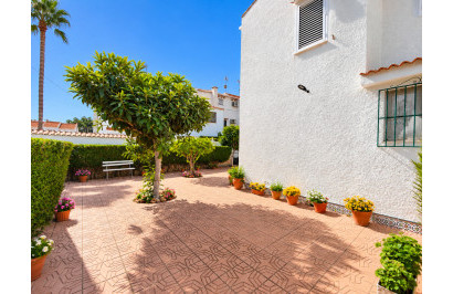 Resale - Town House - Torrevieja - Nueva Torrevieja