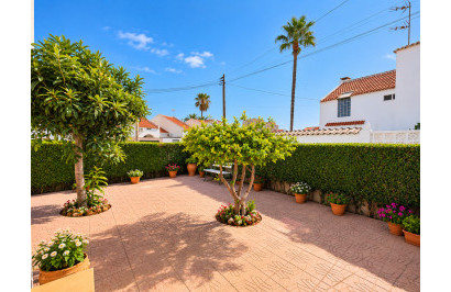 Resale - Town House - Torrevieja - Nueva Torrevieja