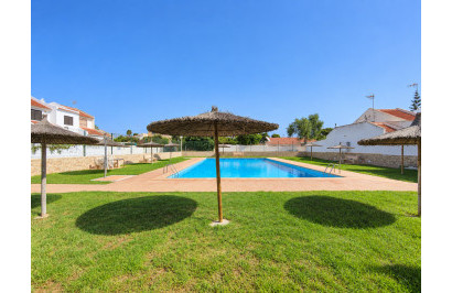 Resale - Town House - Torrevieja - Nueva Torrevieja