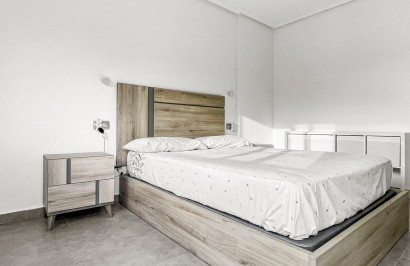 Resale - Town House - Pilar de la Horadada - El Mojón