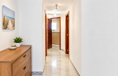 Resale - Apartment / Flat - Torrevieja - Playa de los Locos